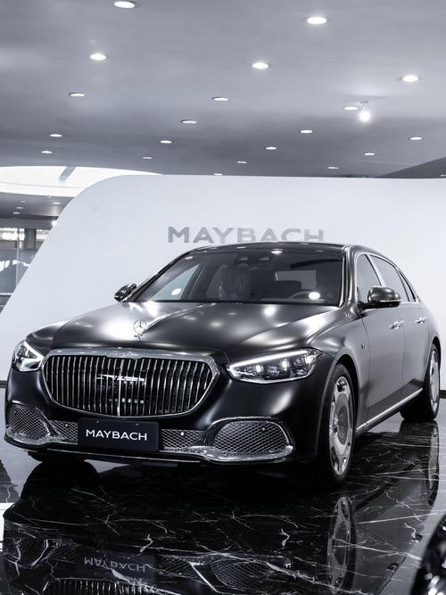 重庆35岚图汽车的售后服务让用户无忧出行，迈巴赫未来的豪华车趋势